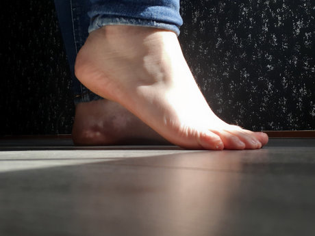 Foto di nudo di fuga di OnlyFans di Photo Feet Queen 