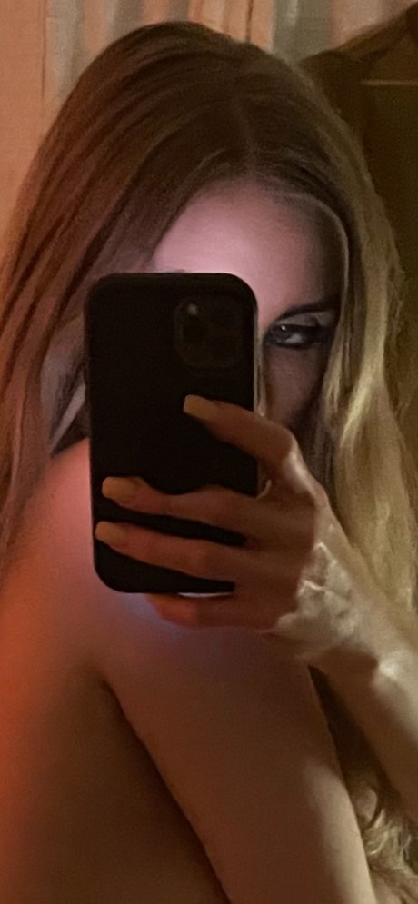 Foto di nudo di fuga di OnlyFans di Kate