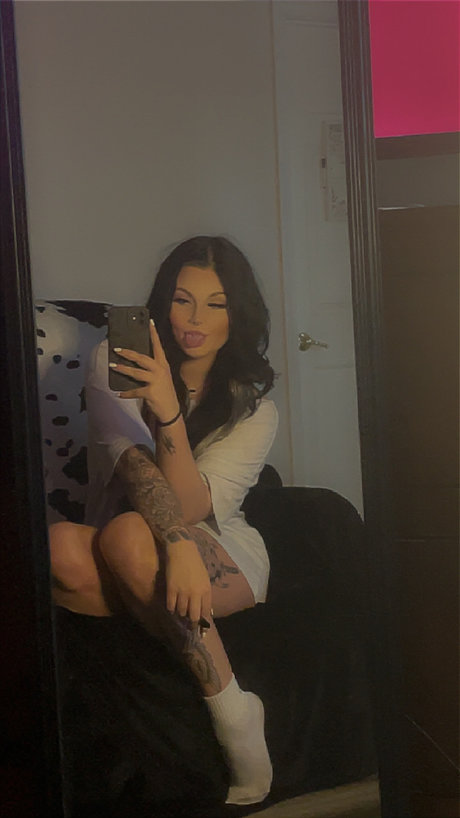Foto di nudo di fuga di OnlyFans di Dahlia 