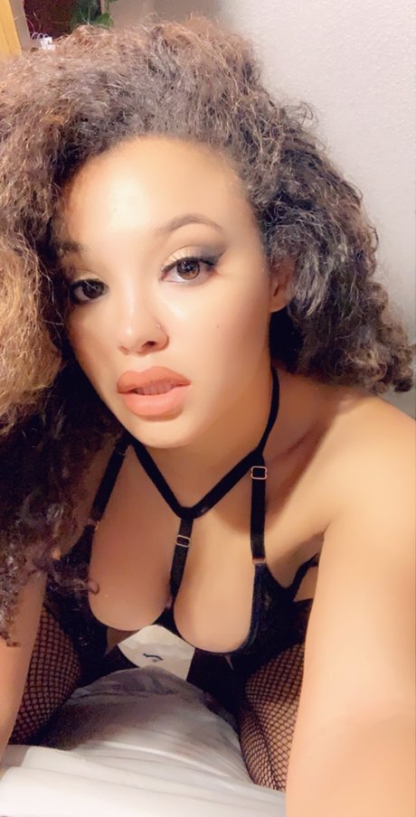 Foto di nudo di fuga di OnlyFans di  