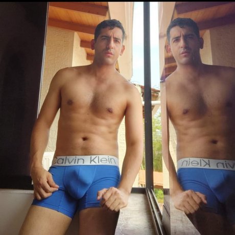 Foto di nudo di fuga di OnlyFans di Drconix23