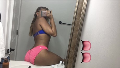 Foto di nudo di fuga di OnlyFans di Sam