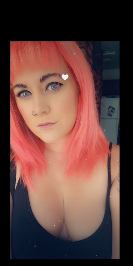 Foto di nudo di fuga di OnlyFans di L 