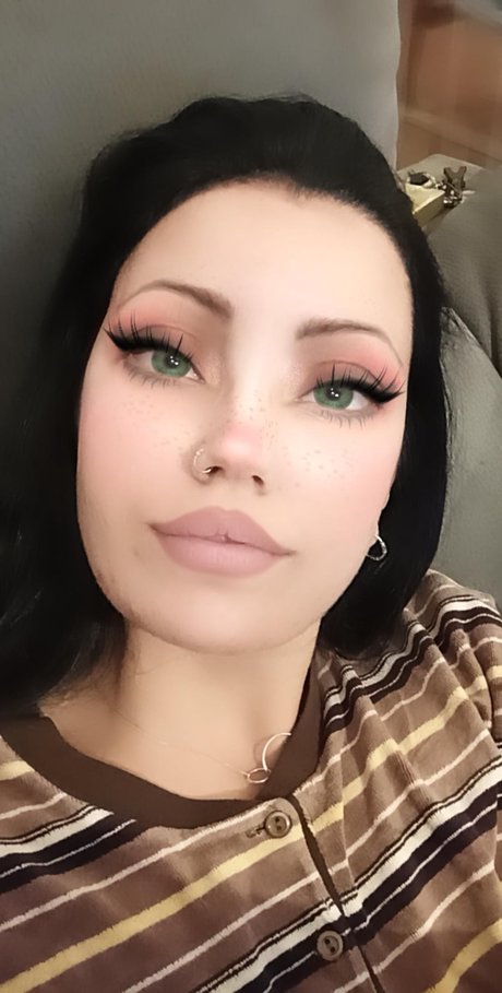Foto di nudo di fuga di OnlyFans di Sweet Peach