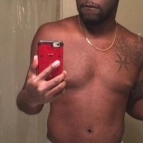 Foto di nudo di fuga di OnlyFans di Db