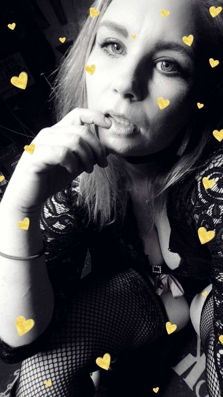 Foto di nudo di fuga di OnlyFans di Vixen