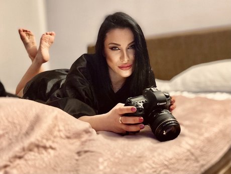 Foto di nudo di fuga di OnlyFans di Talida