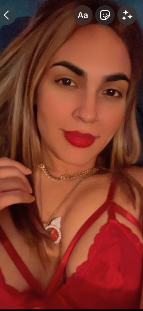 Foto di nudo di fuga di OnlyFans di Stephany