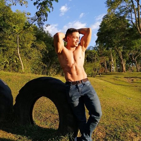 Foto di nudo di fuga di OnlyFans di Rayan Blake