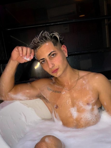 Foto di nudo di fuga di OnlyFans di Onlyrulo 