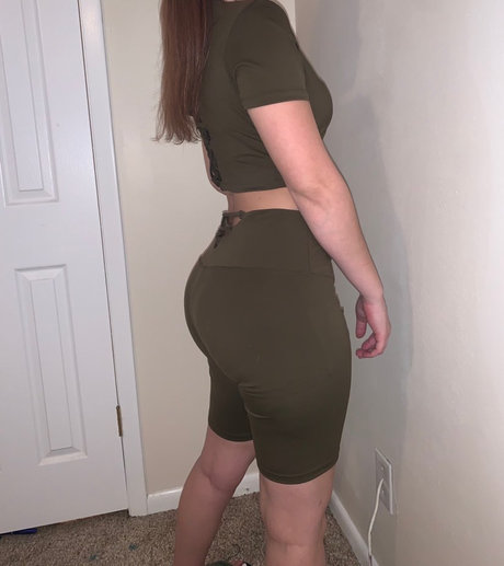 Foto di nudo di fuga di OnlyFans di Thick Time