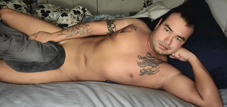 Foto di nudo di fuga di OnlyFans di James Lee