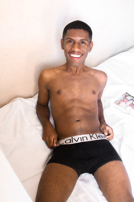 Foto di nudo di fuga di OnlyFans di Tainan Barros