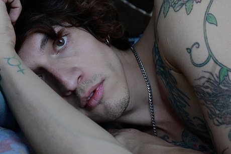 Foto di nudo di fuga di OnlyFans di Tabris