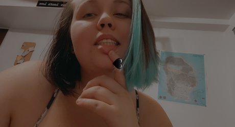 Foto di nudo di fuga di OnlyFans di Tabby
