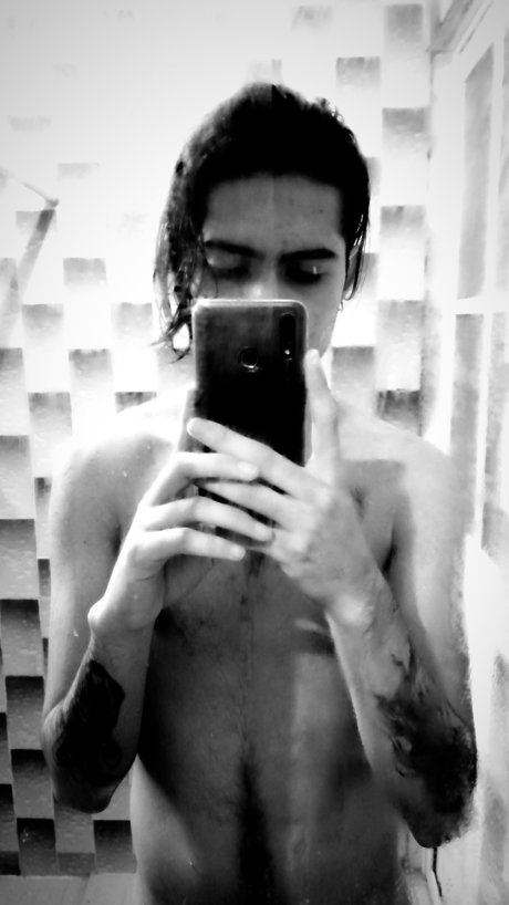 Foto di nudo di fuga di OnlyFans di Ricardo Lpez