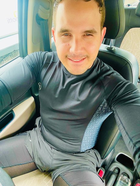 Foto di nudo di fuga di OnlyFans di Lkarlos