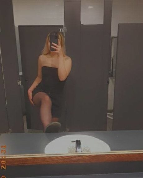 Foto di nudo di fuga di OnlyFans di Miss Prettyshield