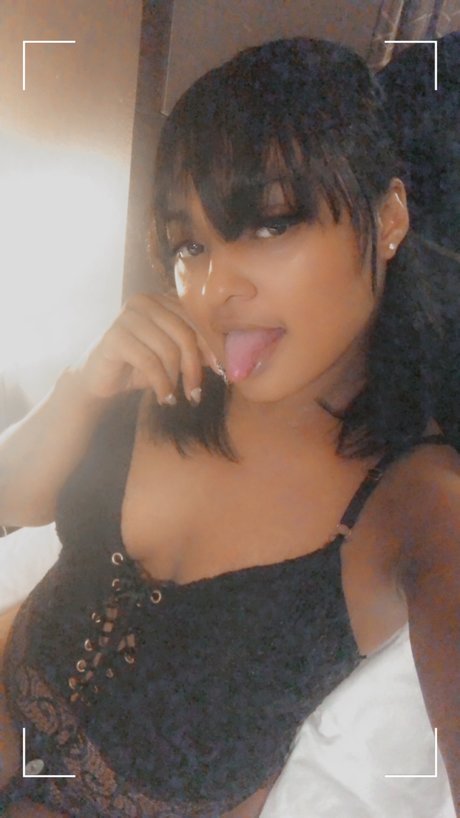 Foto di nudo di fuga di OnlyFans di Missy