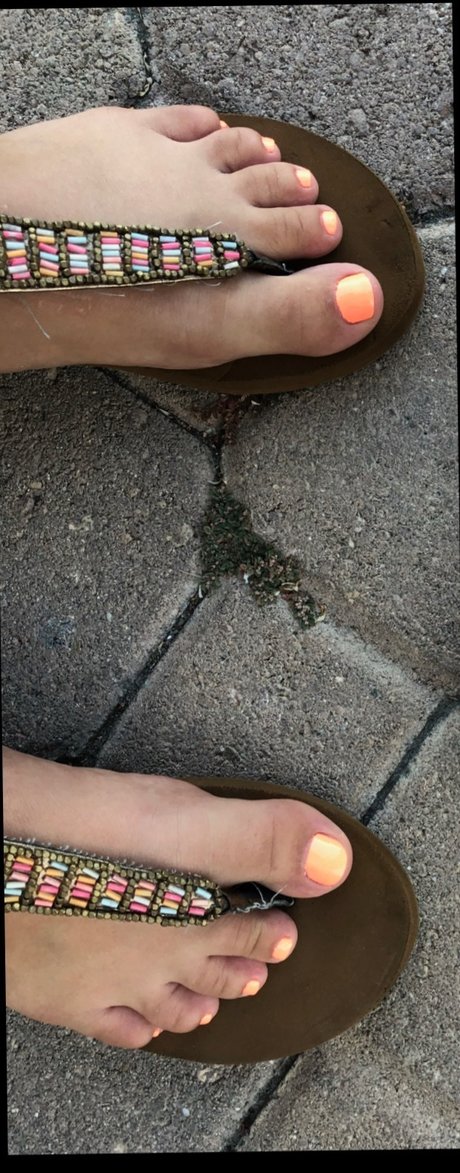 Foto di nudo di fuga di OnlyFans di Yourfavoritefootprincess