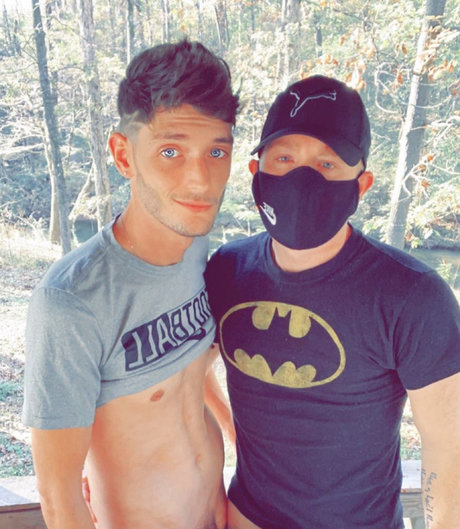 Foto di nudo di fuga di OnlyFans di Gage Ampamp Jaxson Hardy Top 084