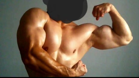 Foto di nudo di fuga di OnlyFans di The Hot Beast