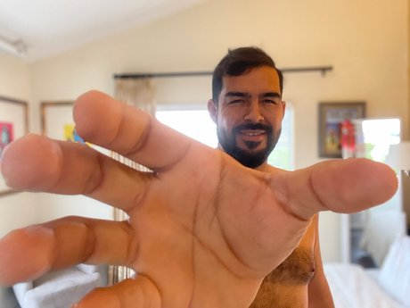 Foto di nudo di fuga di OnlyFans di Lucky Jonny