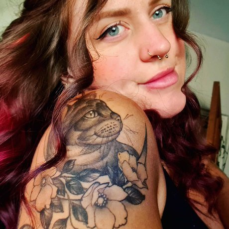 Foto di nudo di fuga di OnlyFans di Poisoningivy