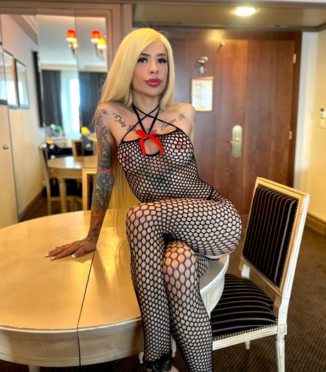 Foto di nudo di fuga di OnlyFans di Madison Ts