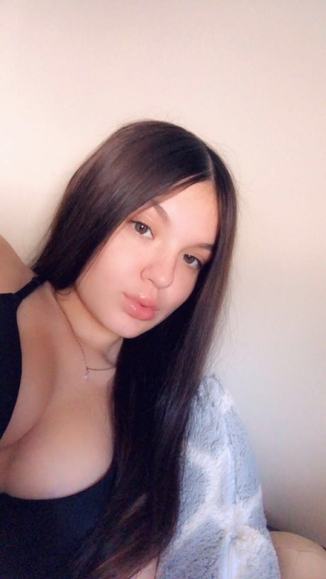 Foto di nudo di fuga di OnlyFans di Thaa Finestt Snowbunny 