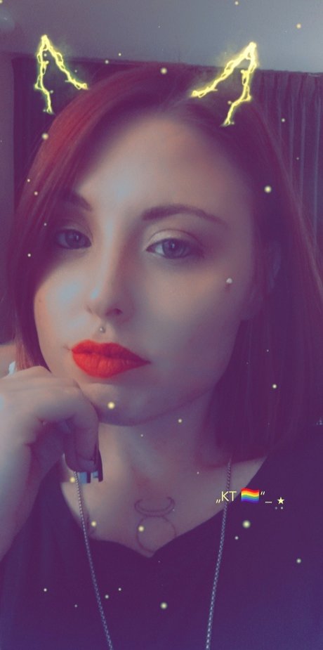 Foto di nudo di fuga di OnlyFans di Hazel Hope