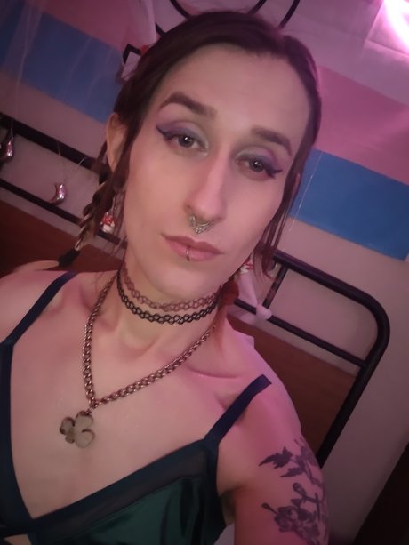 Foto di nudo di fuga di OnlyFans di Luna Lavender