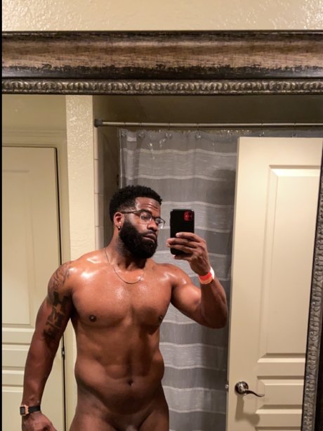 Foto di nudo di fuga di OnlyFans di Rare G