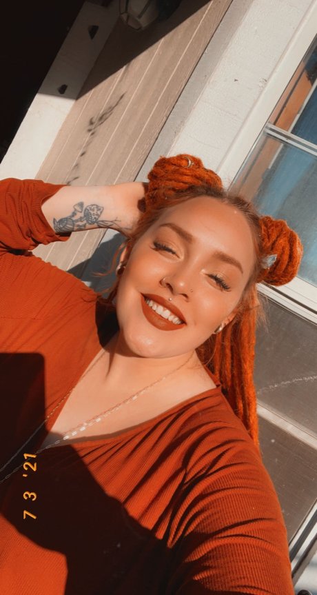 Foto di nudo di fuga di OnlyFans di Ginger Divine