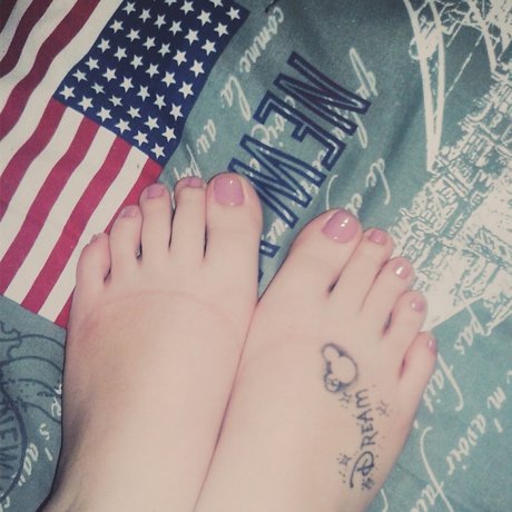 Foto di nudo di fuga di OnlyFans di Bubblefeet