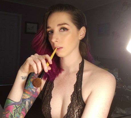 Foto di nudo di fuga di OnlyFans di Ginnybean