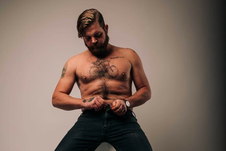 Foto di nudo di fuga di OnlyFans di Big D