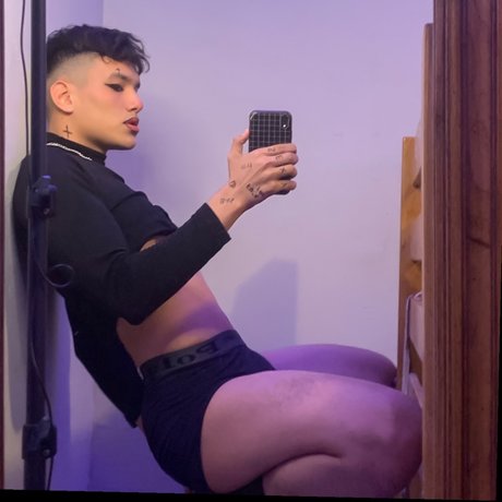Foto di nudo di fuga di OnlyFans di Crisss