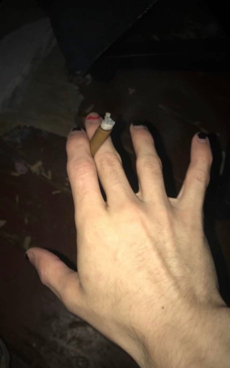 Foto di nudo di fuga di OnlyFans di Slay