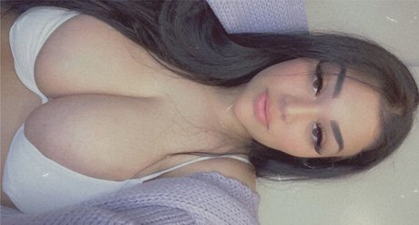 Foto di nudo di fuga di OnlyFans di Karen L
