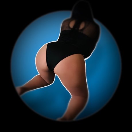 Foto di nudo di fuga di OnlyFans di Peach