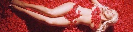 Foto di nudo di fuga di OnlyFans di  Tana Mongeau