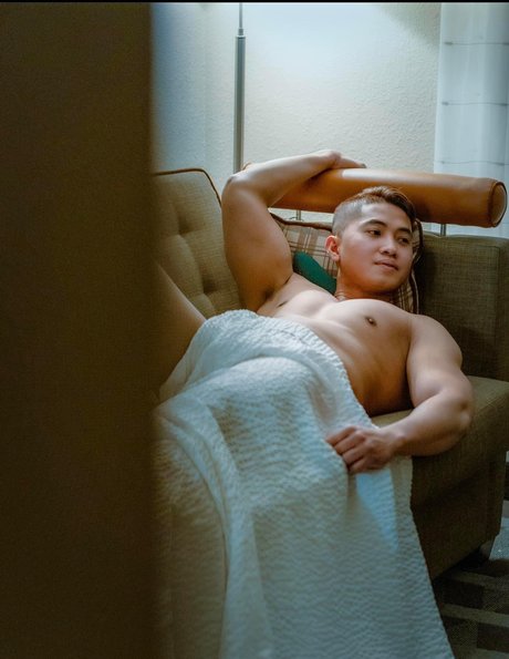 Foto di nudo di fuga di OnlyFans di Junel Drapete