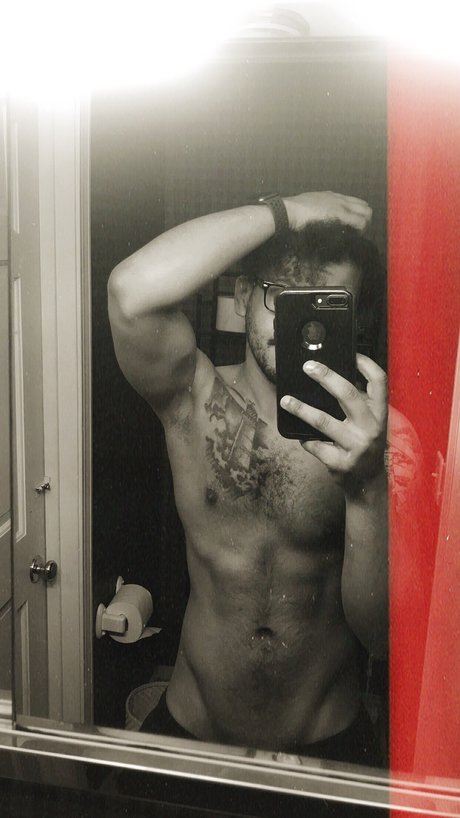 Foto di nudo di fuga di OnlyFans di Shawn Hancock Aka Thespicystepbro 