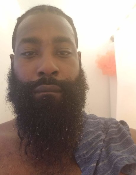 Foto di nudo di fuga di OnlyFans di Bbb