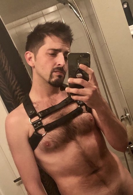 Foto di nudo di fuga di OnlyFans di Michael Austin