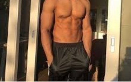 Foto di nudo di fuga di OnlyFans di Ty