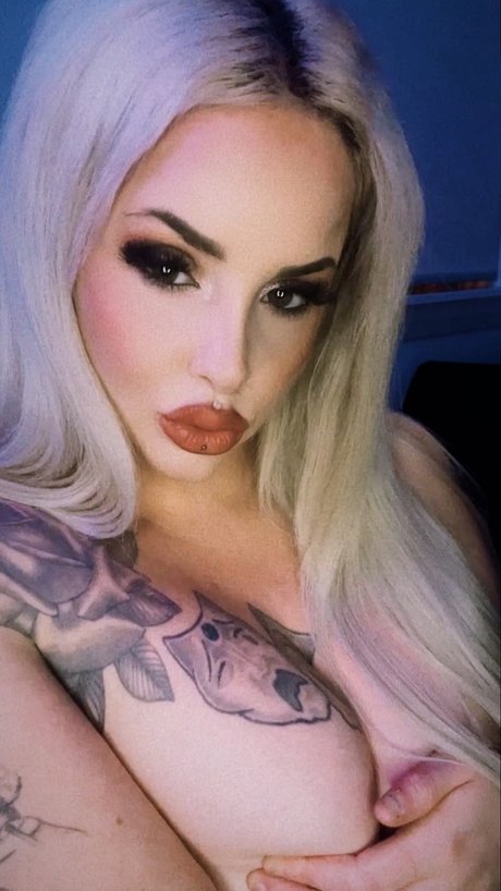 Foto di nudo di fuga di OnlyFans di  