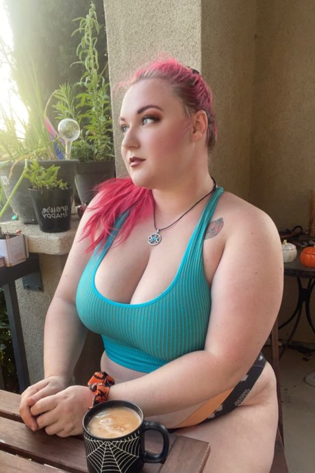 Foto di nudo di fuga di OnlyFans di Tattooed Phoenx