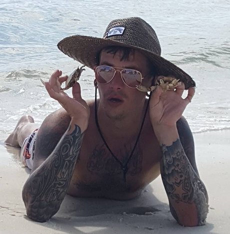 Foto di nudo di fuga di OnlyFans di Teej